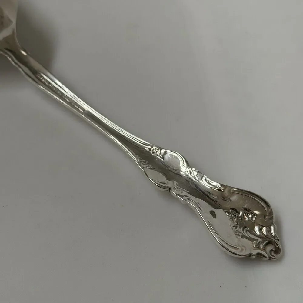 International DeepSilver Orleans Silverplate 1964 Solid Shell Casserole Spoon 9”